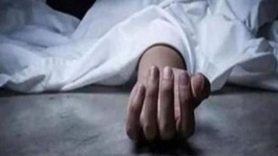 النيابة تفرغ كاميرات المراقبة لكشف ملابسات واقعة مقتل عامل خردة بمحطة طرة البلد