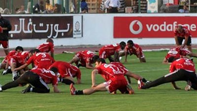 رباعي الأهلي يعودون إلى تدريبات الفريق غدا