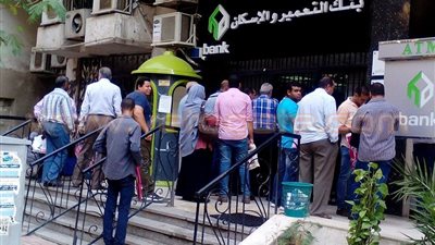 بالصور.. إقبال متوسط على حجز الأراضي بـ«إسكان وتعمير الدقي»