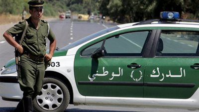 بالفيديو.. ضابط شرطة يرتكب مجزرة مروعة بسبب علاقة عاطفية بالجزائر
