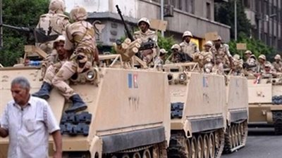 مصدر أمني يكشف حقيقة إغلاق الطرق المؤدية لقناة السويس