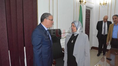 محافظ المنيا يلتقى نواب البرلمان.. ويؤكد: تعاون مشترك لصالح المواطنين