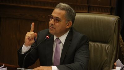 السجيني: البرلمان يسعى لضخ دماء جديدة داخل الحكومة