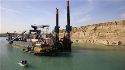 فيلم تسجيلي لقناة السويس الجديدة في احتفالية الأهرامات بالجيزة