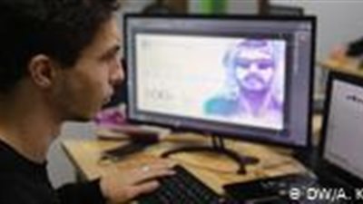 فنان يصمم عملة فلسطينية هدفها أكثر من توثيق الهوية