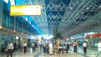 مطار القاهرة يستقبل 18 مرحلا من السعودية لمخالفتهم شروط الإقامة