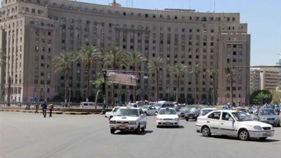 هدوء وسيولة مرورية بميدان التحرير