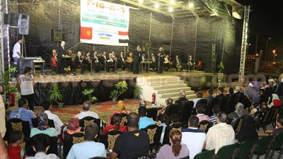 بالصور.. محافظ بورسعيد: 40 مليار جنيه لتطوير منطقة شرق التفريعة