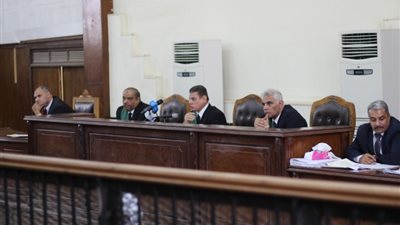 تأجيل محاكمة مرسي و26 آخرين في «اقتحام السجون» لـ٧ يونيو (صور)