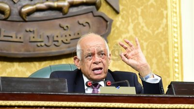 علي عبد العال يحذر النواب من توقيعات المجاملة