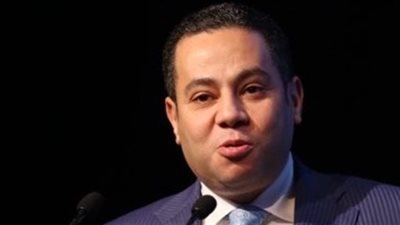 وزير قطاع الأعمال العام في جولة تفقدية لمشروع «كيما 2» بأسوان