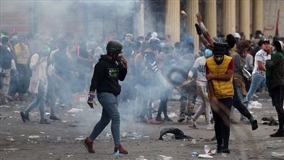 إغلاق الطرق المؤدية لساحة 