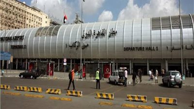 تعرف على السيارات المطروحة في جمارك مطار القاهرة الدولي