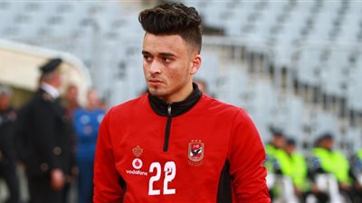 طبيب الأهلي: صلاح محسن جاهز لمواجهة كامبالا