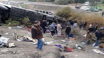 مصرع 17 وإصابة 40 آخرين في انقلاب حافلة بالمغرب