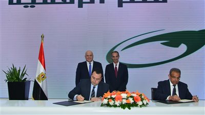 اتفاقية تعاون بين هيئة البريد وشركة 