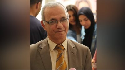 محمود قابيل وفاضل وأبو عميرة يحكمون مشروعات التخرج بإعلام الشروق