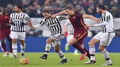 يوفنتوس يتعادل سلبيا مع روما في الشوط الأول