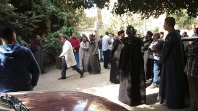 ٣ أساقفة يشاركون بصلوات تجنيز ضحايا سور دير أبونا فانا بالمنيا