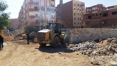 تنفيذ 11 قرار إزالة بمساحة ٧ آلاف متر في أسوان (صور)