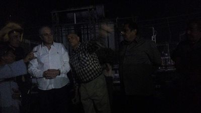 محافظ القليوبية ينتقل لموقع حريق محطة كهرباء قها (صور)