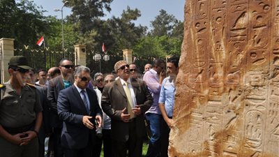 بالصور.. وزير الآثار يفتتح معرض «الآثار على ضفاف قناة السويس» بمتحف الإسماعيلية..الدماطي: المتاحف مجانا للمصريين احتفالا بافتتاح القناة الجديدة.. بانوراما للتراث وتطوير متحف القناة