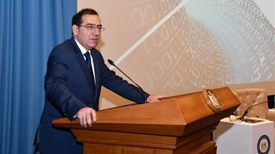 مصر تبدأ عصر 