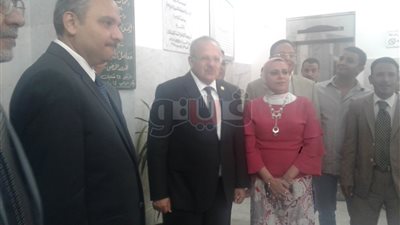 افتتاح معامل الكيمياء بصيدلة القاهرة (صور)