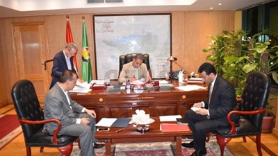 محافظ الفيوم يعتمد محاضر البت الخاصة بطلبات التقنين