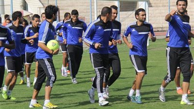 استمرار غياب خماسي الزمالك عن مران الأبيض