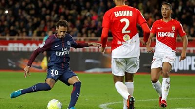 الكشف عن موعد مباراة سان جيرمان وموناكو المؤجلة