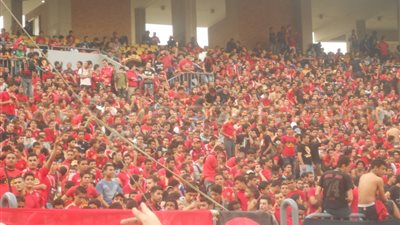 «ألتراس» يوجه تحية خاصة للاعبي الأهلي الجدد