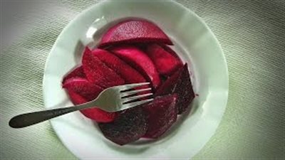 بالفيديو.. طريقة جديدة لتخليل «اللفت دون ماء»