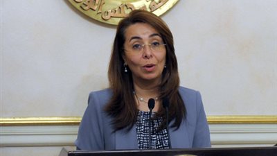 غادة والي: تدريب 15 ألف من مستفيدات مشروع المدارس المجتمعية