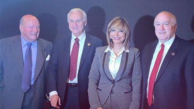 ماذا قال ريتشار دوني سفير أمريكا الأسبق في مصر عن لميس الحديدي (فيديو وصور)