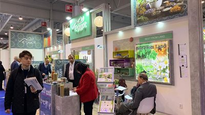 بدء فعاليات معرض Food Ingredients في باريس (صور)