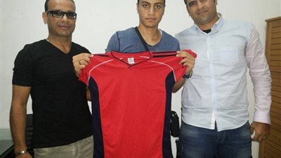 بالصور.. النصر يضم ثنائي المصري البورسعيدي لمدة 3 مواسم