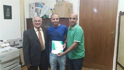 بالصورة..الإنتاج الحربي يتعاقد مع «الشامي» لاعب الجونة موسمين