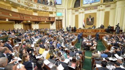 رفع الجلسة العامة وعبد العال يحذر من اصطحاب مرافقين للبرلمان