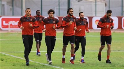 مران استشفائي للاعبي الأهلي المشاركين أمام بني سويف