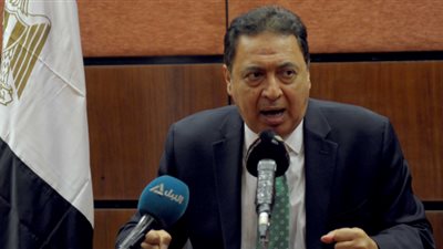 وزير الصحة: 7 سيارات إسعاف مجهزة لاستقبال مصابي قطاع غزة