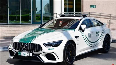 مرسيدس بنز GT 4- الكوبيه تخدم شرطة دبى