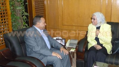 بالصور.. وصول وزيرة القوى العاملة إلى مكتب محافظ الإسماعيلية