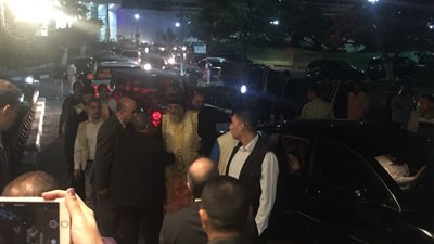 البابا تواضروس يصل مطار القاهرة لاستقبال رفات ضحايا ليبيا (صور)