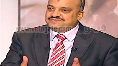 البلتاجي: العريان 