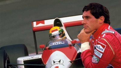 سيارة البرازيلي الراحل ايرتون سينا تباع في مزاد علني