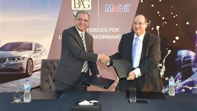 إكسون موبيل و البافارية «BMW وMini» يوقعان اتفاقية شراكة 5 سنوات (صور)