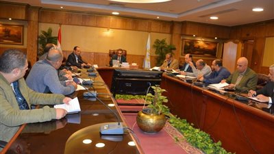 محافظ الغربية يترأس اجتماع اللجنة العليا للمخابز لاستعراض التراخيص الجديدة