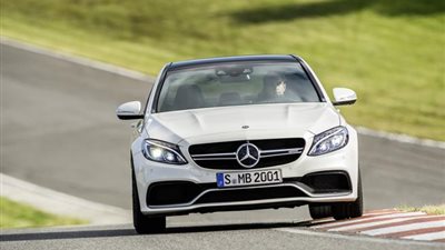 مرسيدس AMG تعرض تقنيات سيارتها GT S رودستر