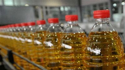 إحباط محاولة بيع 12 ألفا و722 زجاجة زيت تموينى في السوق السوداء بالهرم